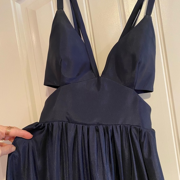 Prom/evening formal gown, navy - Picture 3 of 8